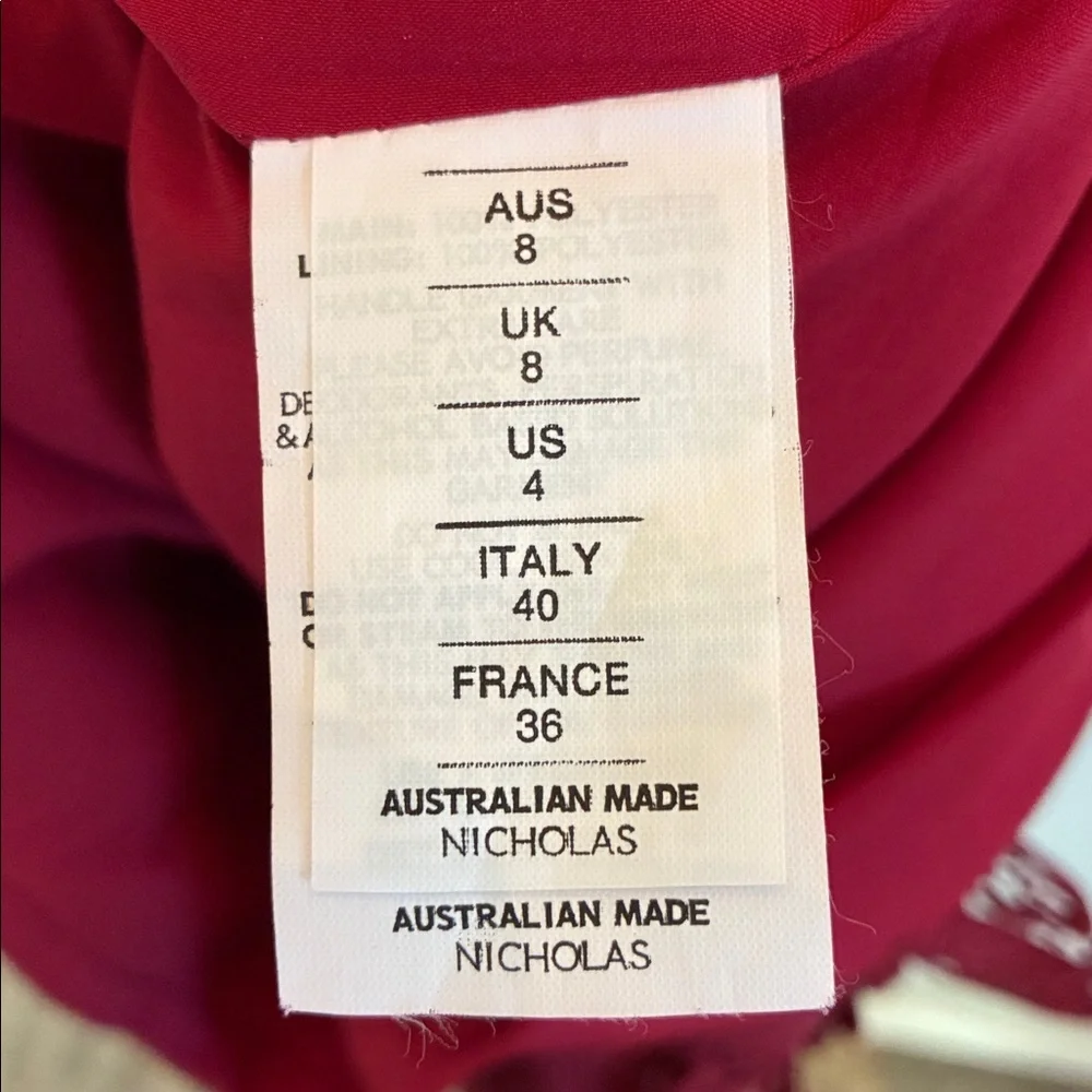 NICHOLAS red lace midi dress - Picture 9 of 12